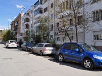 Yekaterinburg, Volodarsky alley, house 2. Apartment house