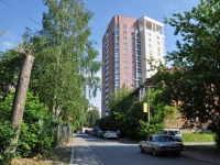 Yekaterinburg, Flotskaya st, house 41. Apartment house
