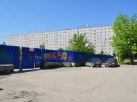 叶卡捷琳堡市, Latviyskaya , 房屋 42. 公寓楼