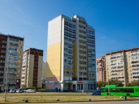 叶卡捷琳堡市, Latviyskaya , 房屋 55. 公寓楼