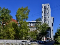 Yekaterinburg, Melnikov st, house 27. Apartment house