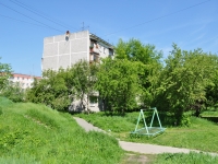 叶卡捷琳堡市, Pribaltiyskaya , 房屋 35. 公寓楼