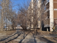 Yekaterinburg, Olkhovskaya st, house 23. Apartment house