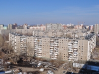 Yekaterinburg, st Pekhotintsev, house 12. Apartment house