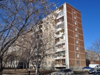 Yekaterinburg, Pekhotintsev st, house 9. Apartment house