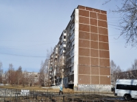 Yekaterinburg, st Pekhotintsev, house 17. Apartment house