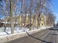 Beryozovsky, Chapaev st, house 37. Apartment house