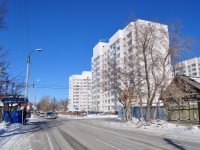Beryozovsky, Krasnykh geroev st, house 11. Apartment house