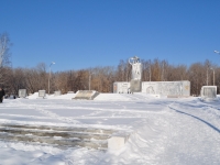 Beryozovsky, monument Солдатам Великой Отечественной войныStroiteley st, monument Солдатам Великой Отечественной войны
