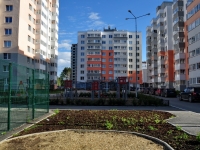 Verkhnyaya Pyshma, Maltsev st, house 6. Apartment house