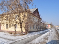 Verkhnyaya Pyshma, Krivousov st, house 37. Apartment house