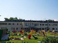 Pervouralsk, 学校 №4, Tsvetochnaya st, 房屋 2А