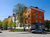 Первоуральск, Ильича проспект, дом 12. многоквартирный дом