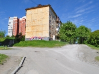 Pervouralsk, Vatutin st, 房屋 49. 公寓楼
