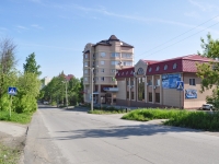 Первоуральск, улица Ватутина, дом 62А. многоквартирный дом