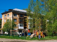 Pervouralsk, Chkalov st, 房屋 42А. 公寓楼