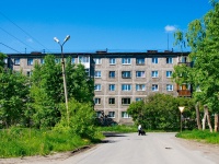 Pervouralsk, Komsomolskaya st, house 9. Apartment house