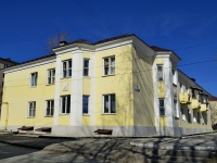 Polevskoy, st Vershinin, house 17. Apartment house
