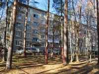 Revda, Sovetskikh Kosmonavtov , house 5. Apartment house