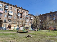 Nizhny Tagil, Lenin avenue, house 59. Apartment house
