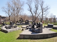 Nizhny Tagil, monument Горнозаводскому оборудованиюUralskaya st, monument Горнозаводскому оборудованию