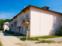 Nevyansk, Lenina (pos. tcementnij) st, house 52А. Apartment house