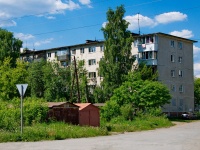Среднеуральск, улица Строителей, дом 12. многоквартирный дом