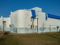 Vyazma, st Polzunov, house 8. swimming pool