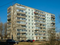 Vyazma, Stroiteley st, house 8. Apartment house