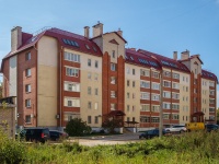 Gagrin, st Solntsev, house 18. Apartment house