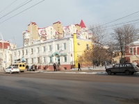 Тамбов, улица Советская, дом 65. многофункциональное здание