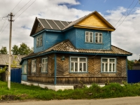 Ostashkov, st Volodarsky, house 101. Apartment house