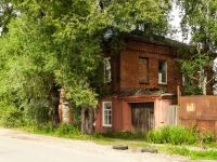 Ostashkov, st Volodarsky, house 157. Apartment house
