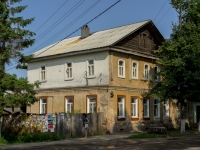 Ostashkov, avenue Leninsky, house 82. Apartment house