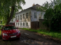 Ostashkov, Orlovsky , house 20. Apartment house