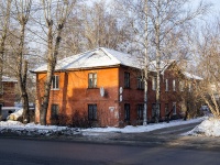 , Uchebnaya st, 房屋 2В. 公寓楼