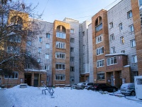 , Uchebnaya st, 房屋 34. 公寓楼