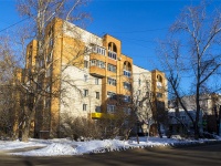 , Uchebnaya st, 房屋 34. 公寓楼