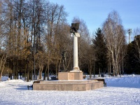 Томск, скульптура Святая Татьяна, покровительница студенчестваЛенина проспект, скульптура Святая Татьяна, покровительница студенчества