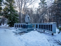 Томск, Ленина проспект. мемориал павшим за Родину сотрудникам и студентам ТГУ