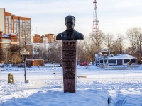 Томск, Бюст Н.Н. Рукавишниковаулица Пушкина, Бюст Н.Н. Рукавишникова