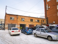 соседний дом: ул. Розы Люксембург, дом 6/1. гараж / автостоянка