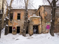 Томск, улица Розы Люксембург, дом 49/2. аварийное здание