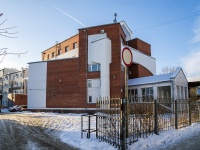 соседний дом: пл. Соляная, дом 5. офисное здание