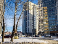 соседний дом: ул. Войкова, дом 47/2. многоквартирный дом