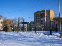 Томск, улица Набережная реки Томи. спортивная площадка Мини-футбольное поле