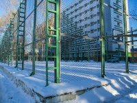 Томск, улица Вершинина, спортивная площадка 