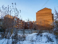 , Bolshaya podgornaya st, house 71. Apartment house