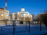 Томск, улица Крылова, дом 12В. Богородице-Алексиевский мужской монастырь. Трехсвятительский храм 