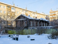 соседний дом: пер. Красный, дом 6/1. неиспользуемое здание